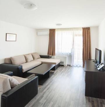 Фото номера Апартаменты с балконом Отель Villa Trakia г. Simeonovo 14