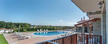Фото номера Двухместный номер Делюкс с 1 кроватью и балконом Отель Villa Trakia г. Simeonovo 9