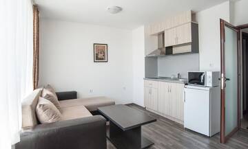 Фото номера Апартаменты с балконом Отель Villa Trakia г. Simeonovo 3