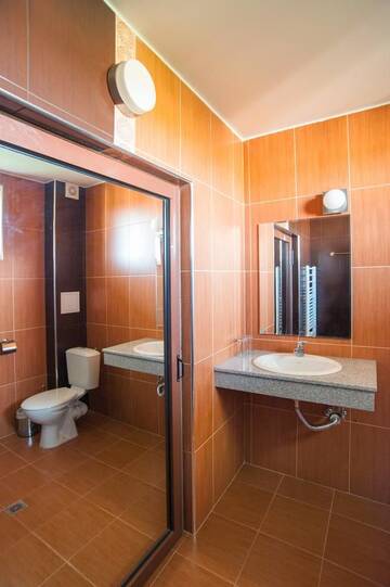 Фото номера Трехместный номер с балконом Отель Villa Trakia г. Simeonovo 5